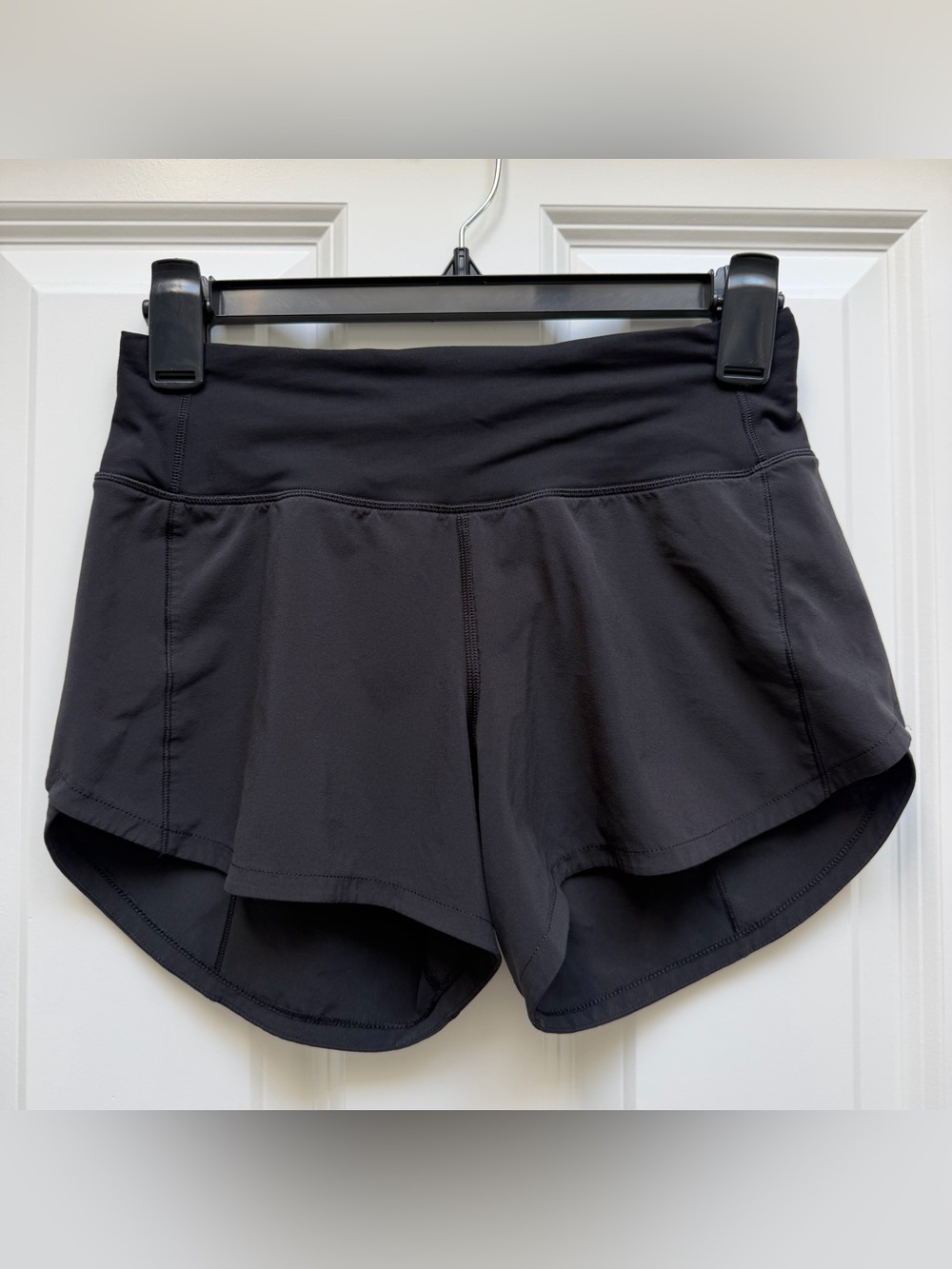 LULULEMON SPEED UP MID RISE SHORTS 4” BLACK FLAWED UNLINED 2 RUNNING YOGA GYM